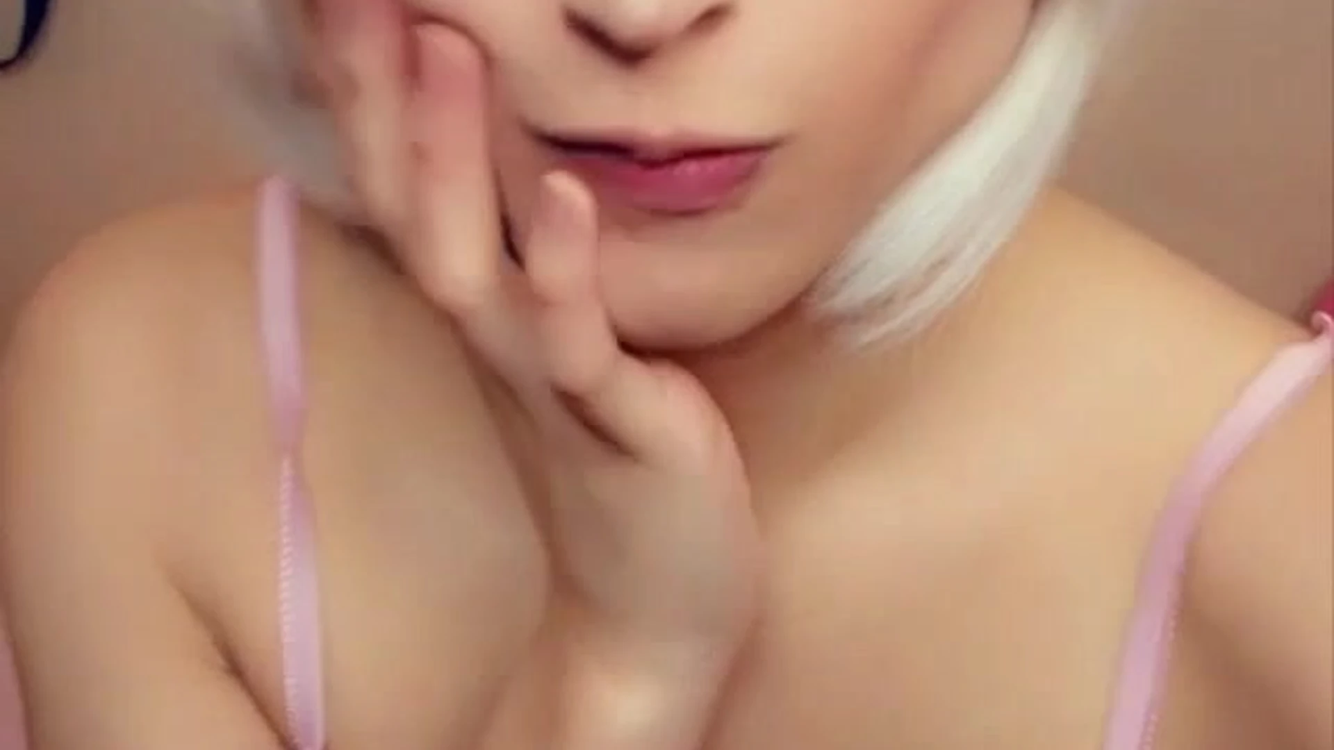 brave Amateur Evelyn Nano nude porn leak