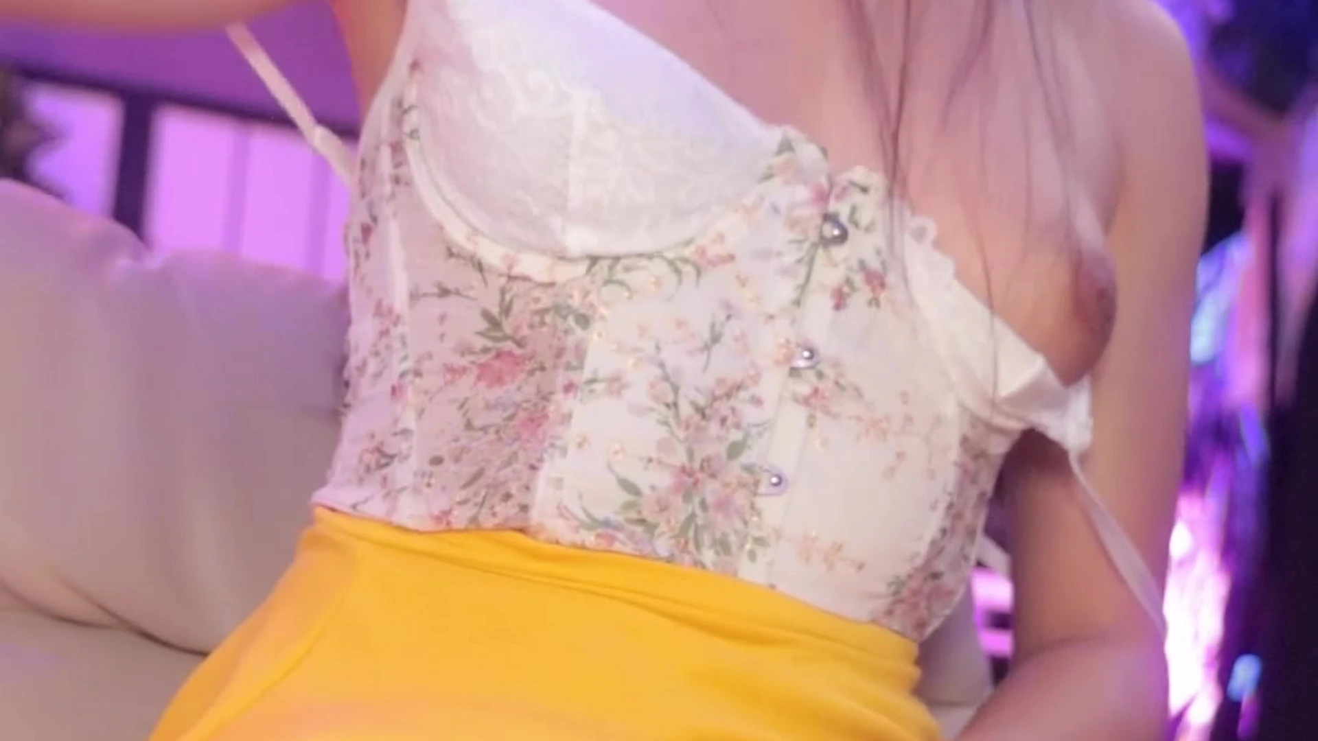 Asian Evelyn Nano nude ass PRIVATE