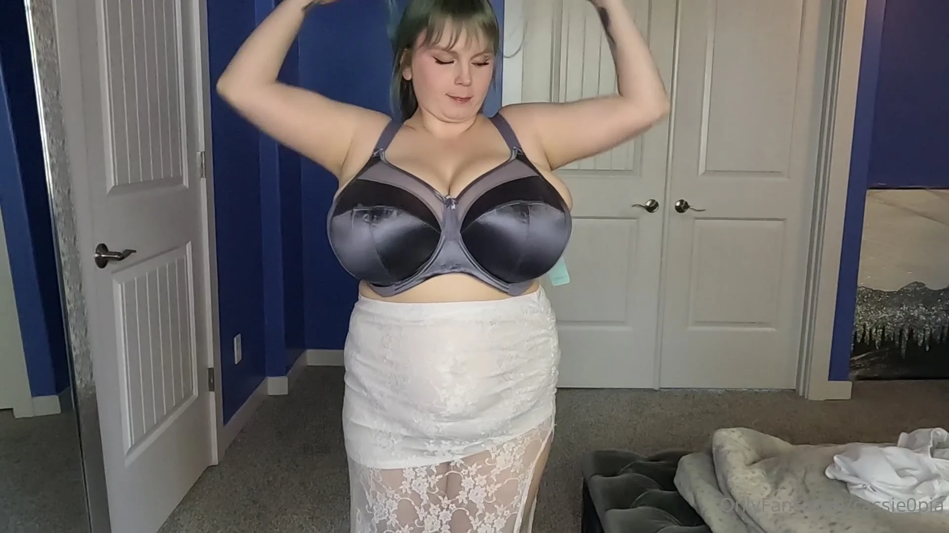 teen Gamer girl Cassie Opia of leaks full vid