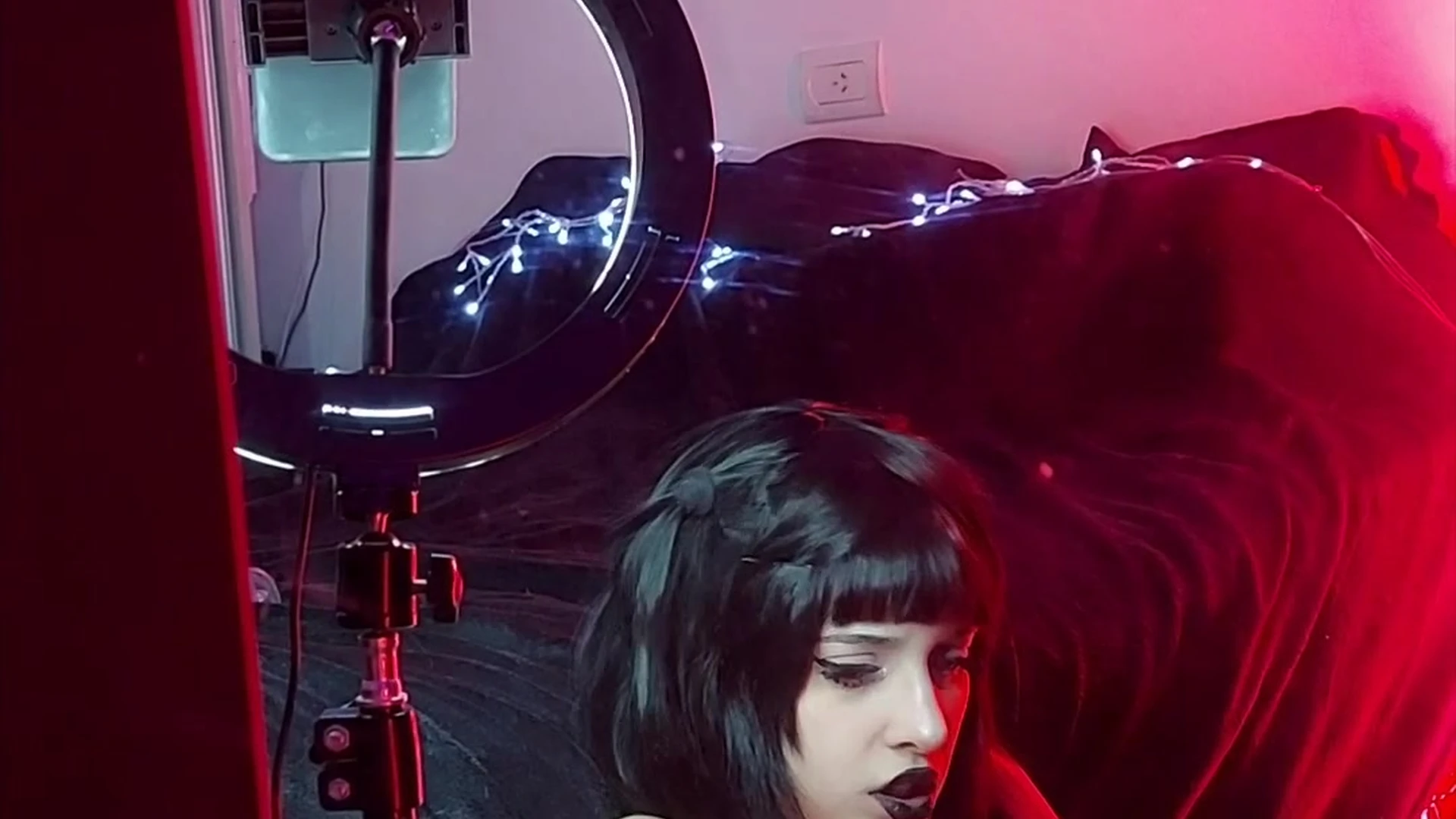 OF GIRL Hot cosplayer Micaela Ari sextape Full Clip