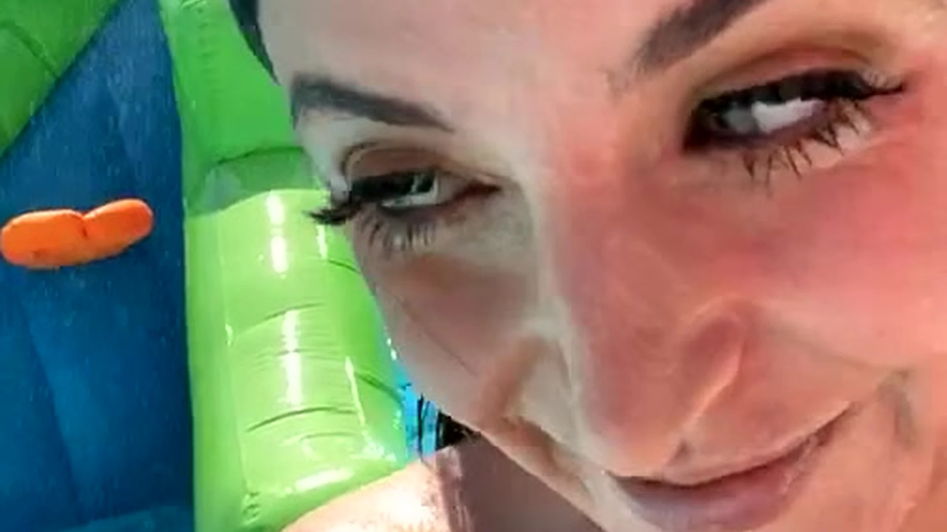 MILF Angela White camgirl Exposed