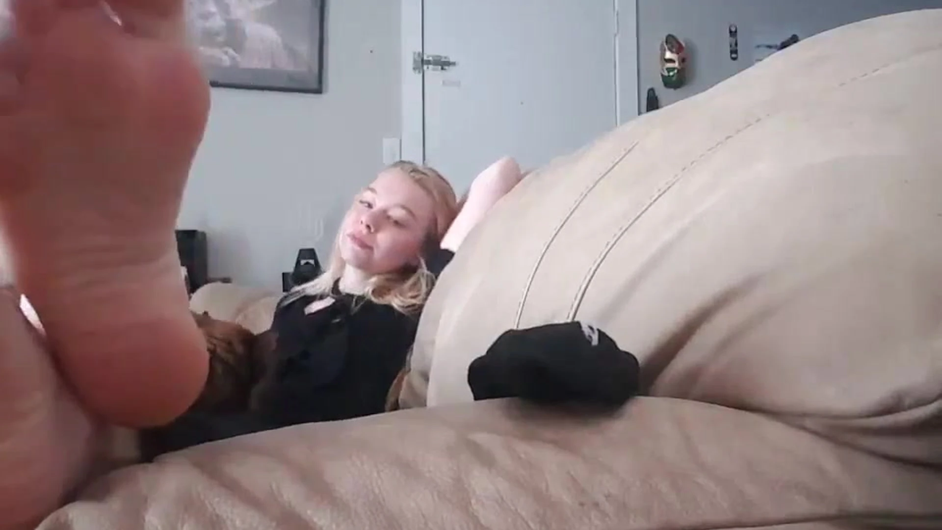 Natural Sativa Skies tits Exposed