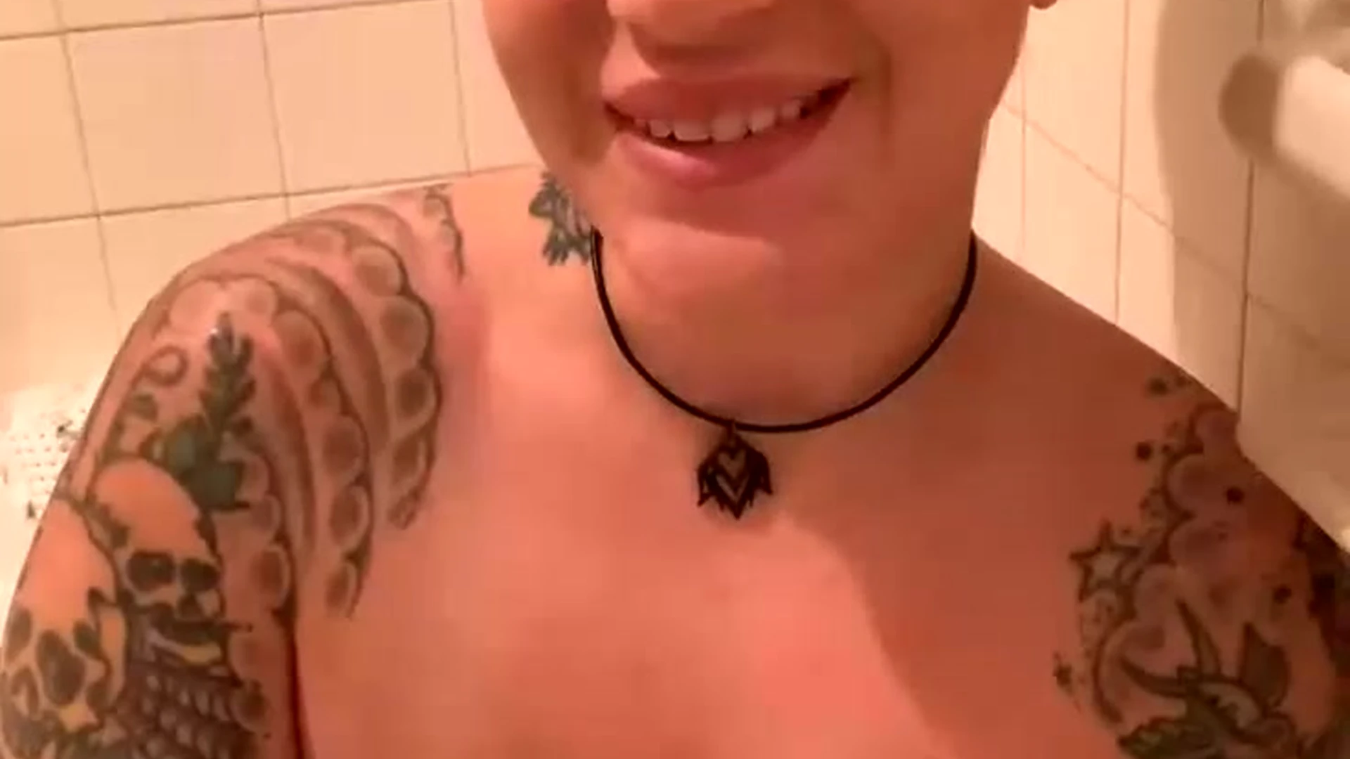 Hot Superb Thick American Saffron Rose leaks free vid