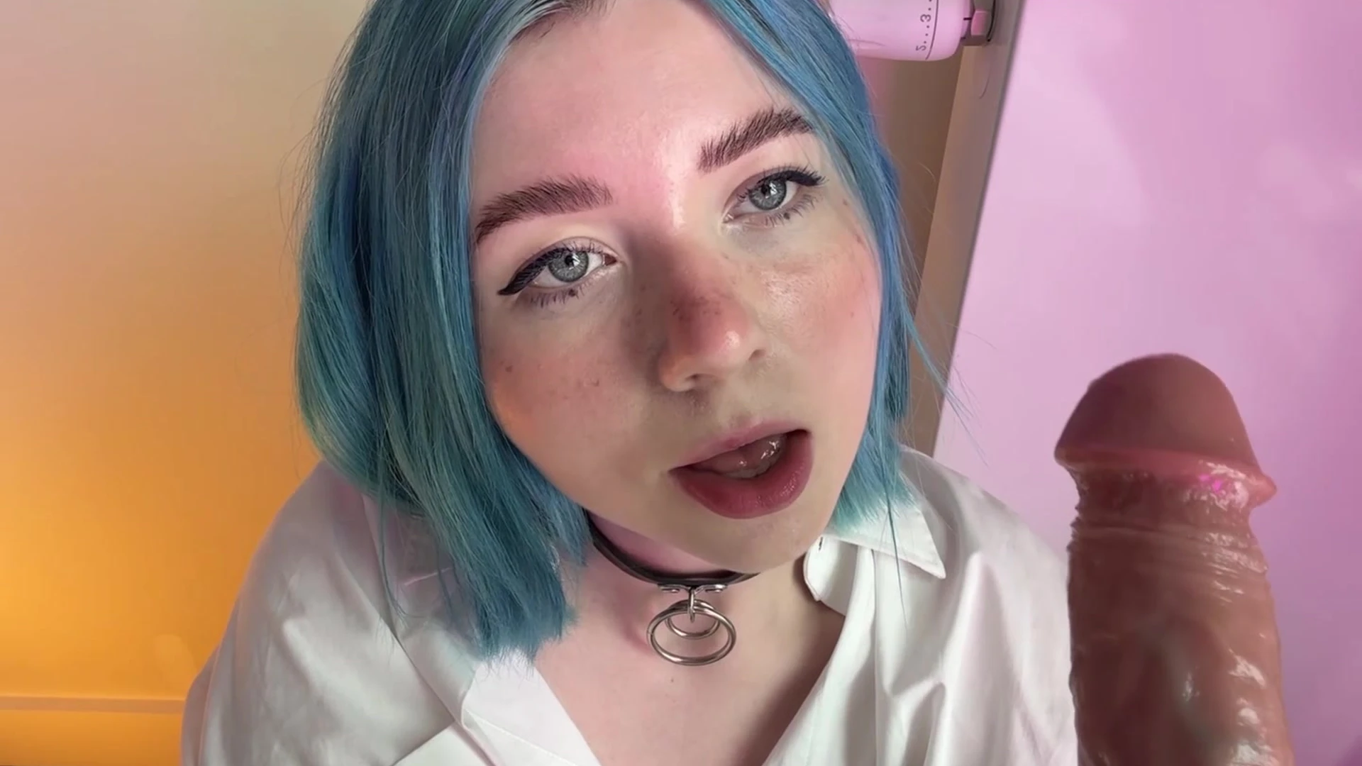 Gorgeous Big ass Polina Vixenp sex video give away!!